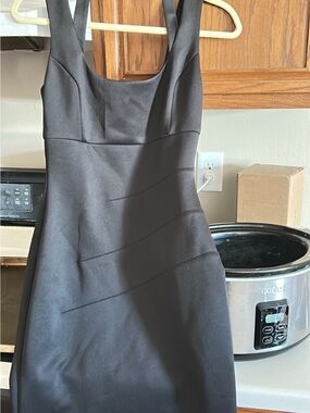 Guess Black Sleeveless Midi Sheath Dress